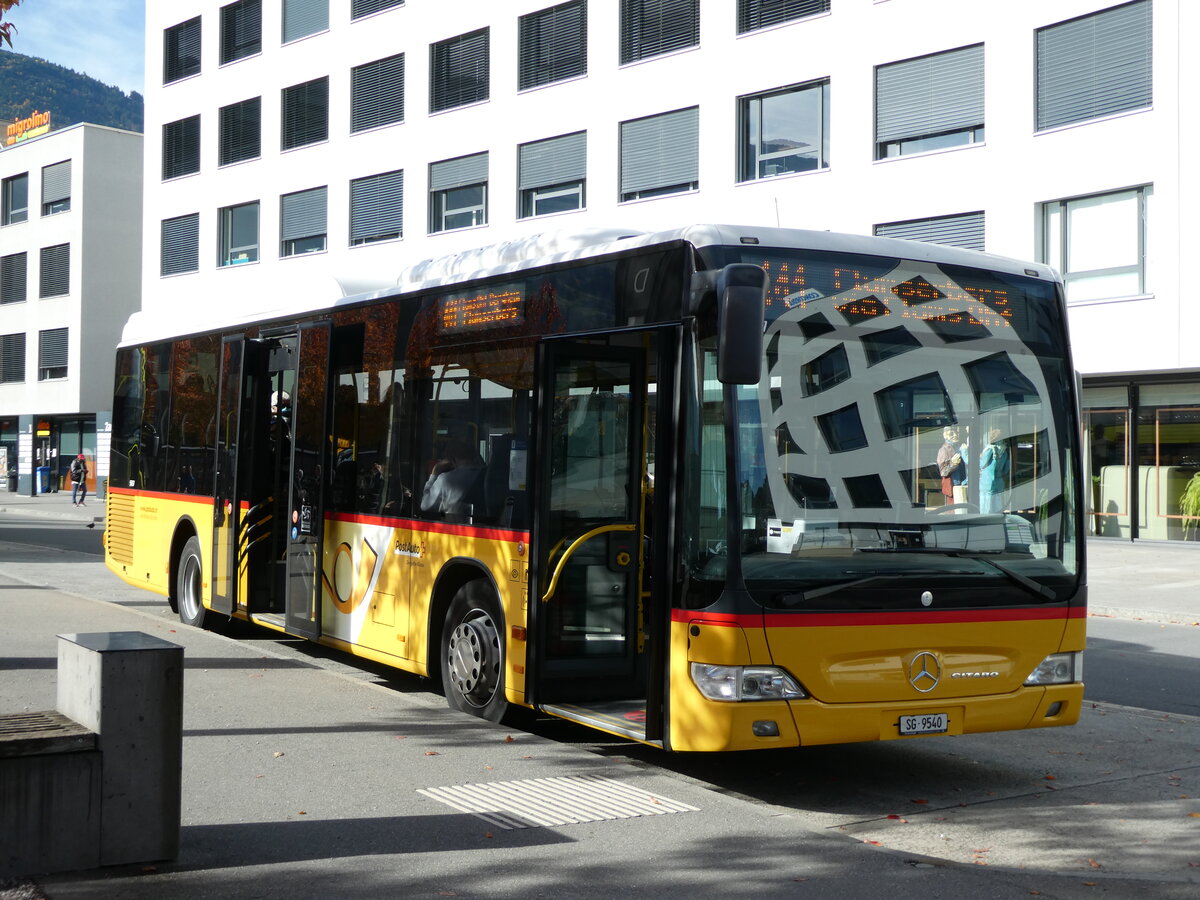 (229'497) - Heim, Flums - SG 9540 - Mercedes am 20. Oktober 2021 beim Bahnhof Sargans