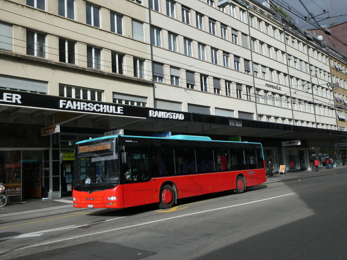 (230'125) - Funi-Car, Biel - Nr. 3/BE 100'203 - MAN am 8. November 2021 beim Bahnhof Biel