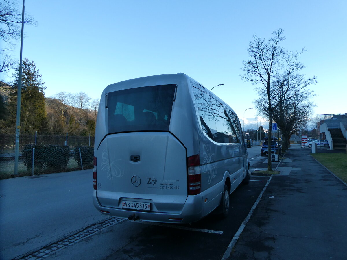 (232'622) - Zerzuben, Visp - Nr. 53/VS 445'335 - Mercedes am 5. Februar 2022 in Thun, Rosenau