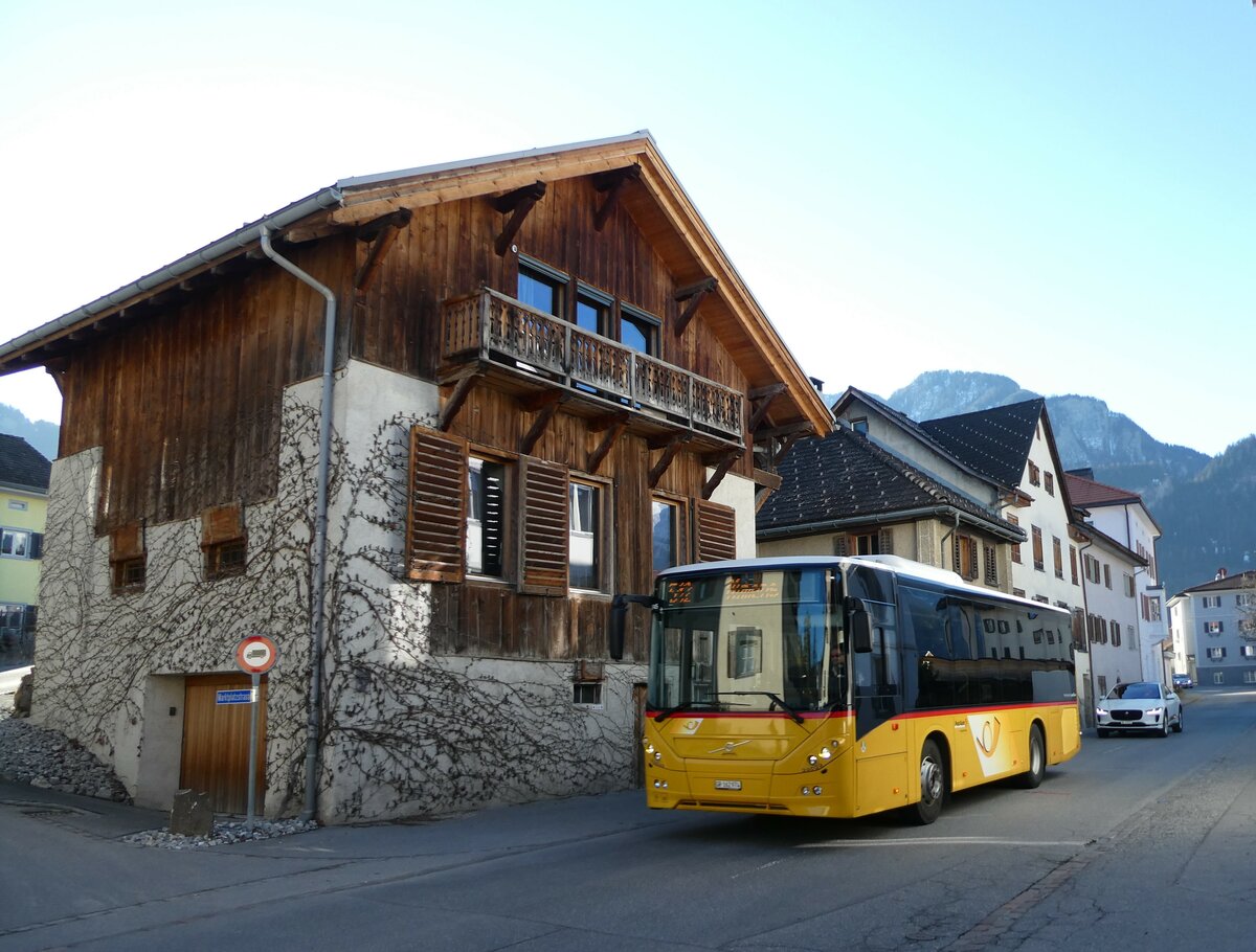 (233'644) - PostAuto Graubnden - GR 162'974 - Volvo am 10. Mrz 2022 in Frstenaubruck