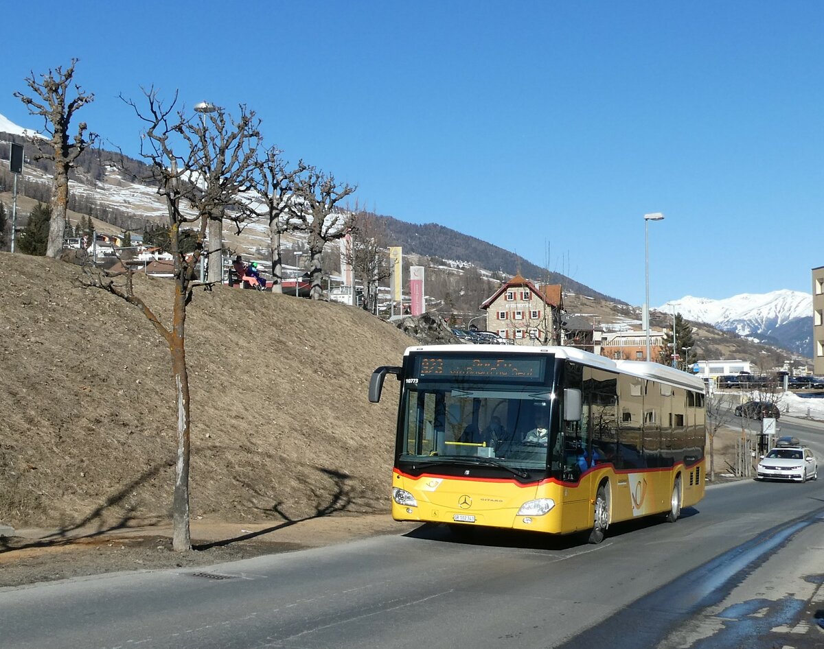 (233'721) - PostAuto Graubnden - GR 102'343 - Mercedes am 10. Mrz 2022 in Scuol, Hotel Altana