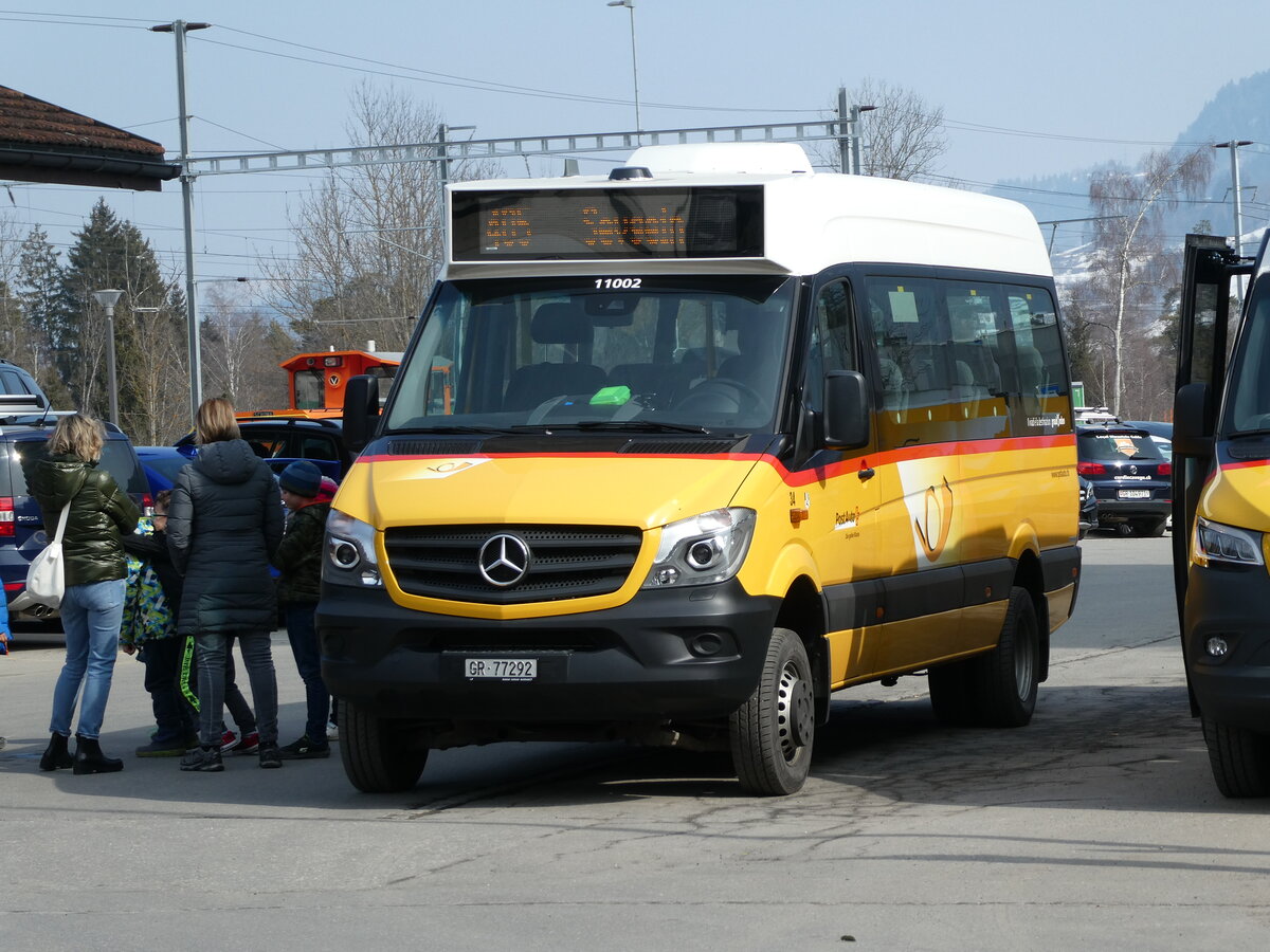 (233'786) - PostAuto Graubnden - Nr. 34/GR 77'292 - Mercedes (ex Nr. 4) am 11. Mrz 2022 beim Bahnhof Ilanz