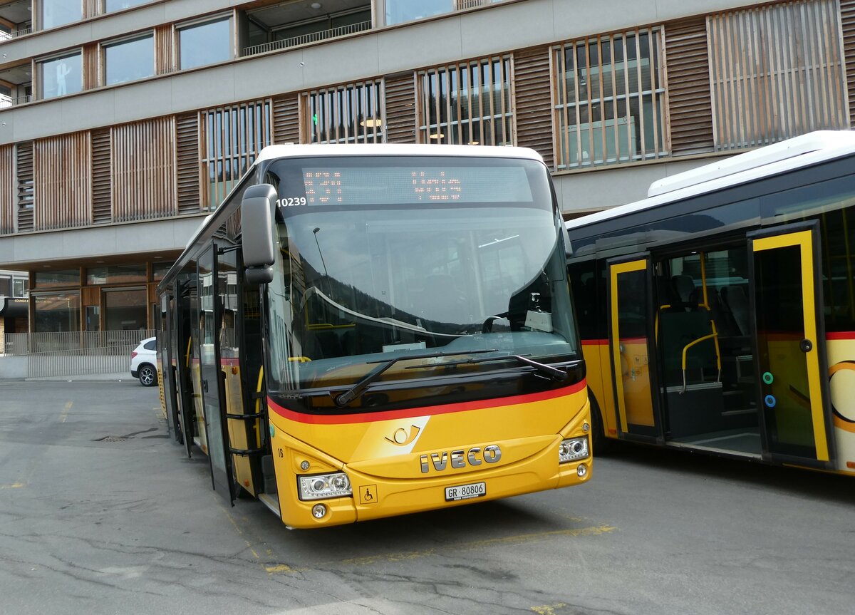 (233'803) - PostAuto Graubnden - Nr. 16/GR 80'806 - Iveco (ex Fontana, Ilanz Nr. 16; ex Fontana, Ilanz Nr. 2) am 11. Mrz 2022 beim Bahnhof Ilanz