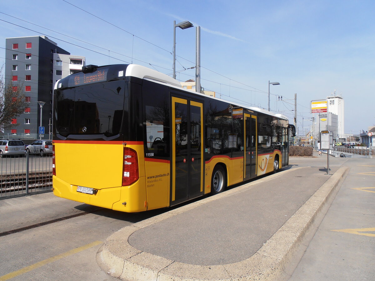 (233'837) - TPF Fribourg - Nr. 118/FR 300'595 - Mercedes am 12. Mrz 2022 beim Bahnhof Ddingen