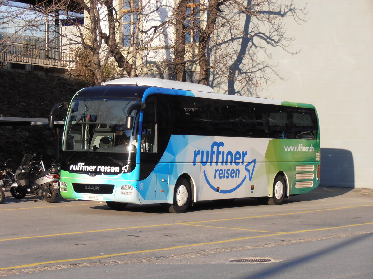 (234'055) - Ruffiner, Turtmann - VS 460'621 - MAN am 20. Mrz 2022 beim Bahnhof Brig