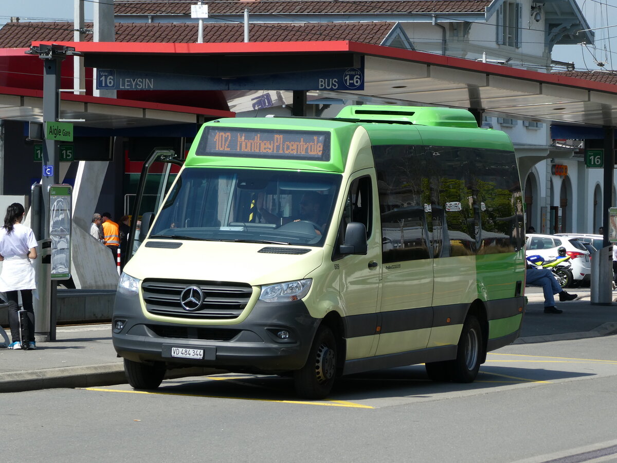 (234'584) - TPC Aigle - Nr. 609/VD 484'344 - Mercedes/ProBus am 15. April 2022 beim Bahnhof Aigle