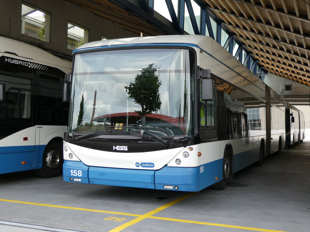 (236'425) - VBZ Zrich - Nr. 158 - Hess/Hess Gelenktrolleybus am 28. Mai 2022 in Zrich, Garage Hardau