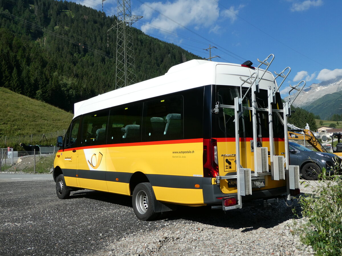 (237'744) - Marchetti, Airolo - TI 183'247 - Mercedes am 2. Juli 2022 in Airolo, Neue Garage