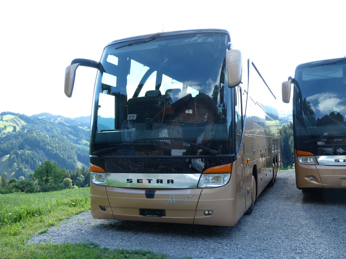 (237'810) - Moser, Teuffenthal - (BE 5334) - Setra am 3. Juli 2022 in Teuffenthal, Garage