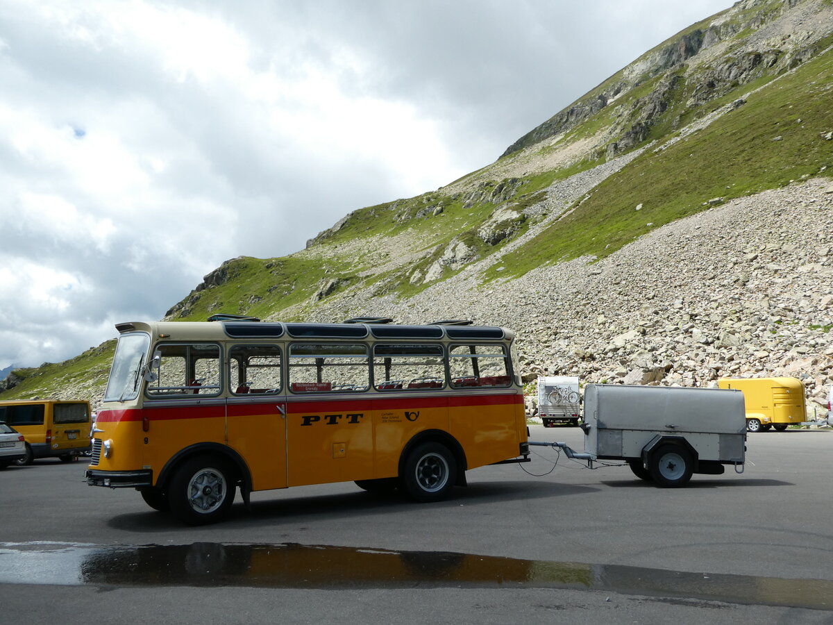 (237'981) - Schmid, Thrishaus - Nr. 9/BE 26'105 - Saurer/R&J (ex Geiger, Adelboden Nr. 9) am 10. Juli 2022 in Susten, Passhhe