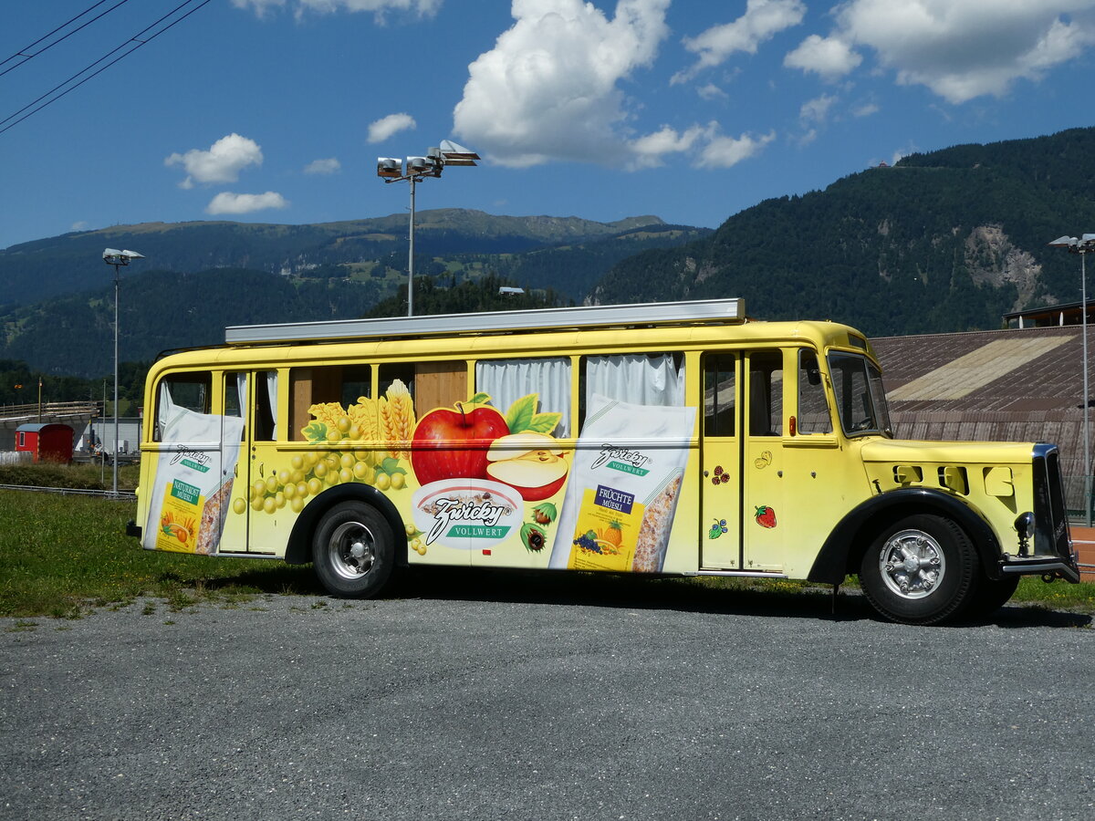 (238'768) - Hugener, Stein - AR 1790 - Berna/Hess (ex Zwicky, Wigoltingen; ex Merk, Amriswil; ex Baubro; ex SOO Olten Nr. 9) am 1. August 2022 in Wilderswil, Mittelweg