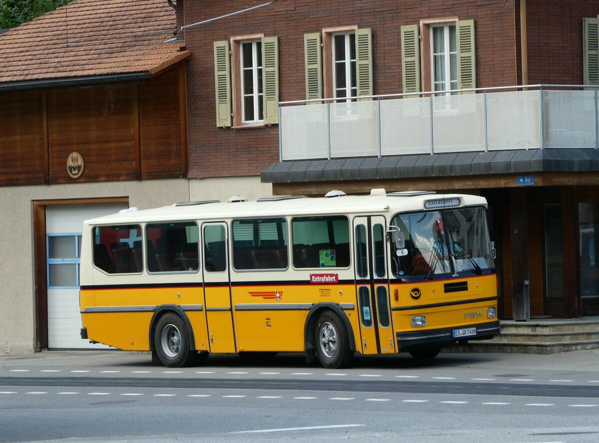 (238'789) - Aus Deutschland: Fischer, Weilheim - ES-GR 745H - FBW/Hess (ex Tiemann, CH-Oetwil Nr. 21; ex Roki, CH-Heimberg; ex P 23'421) am 1. August 2022 in Innertkirchen, Hotel Hof+Post