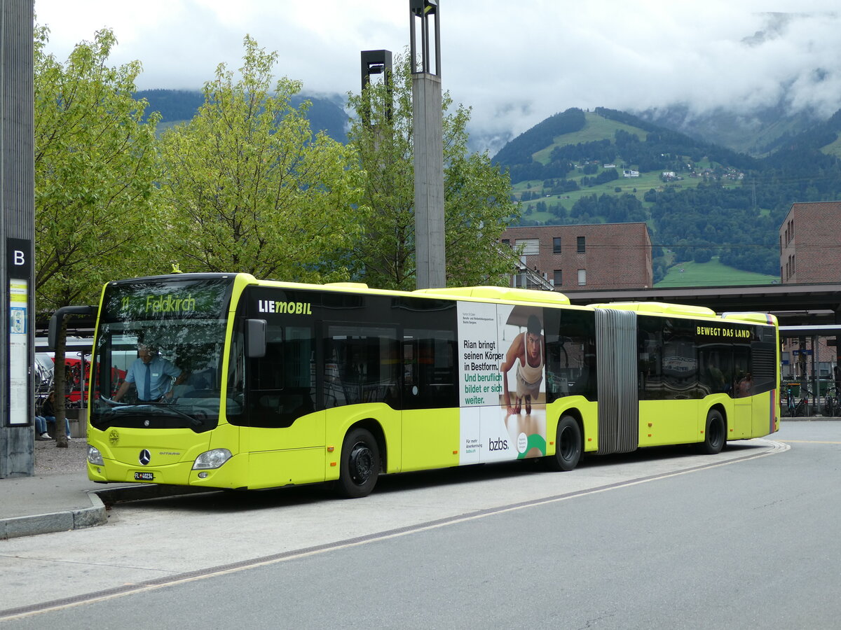 (239'295) - Aus Liechtenstein: BOS PS Anstalt, Vaduz - Nr. 592/FL 40'234 - Mercedes (ex PLA Vaduz/FL Nr. 61) am 20. August 2022 beim Bahnhof Sargans