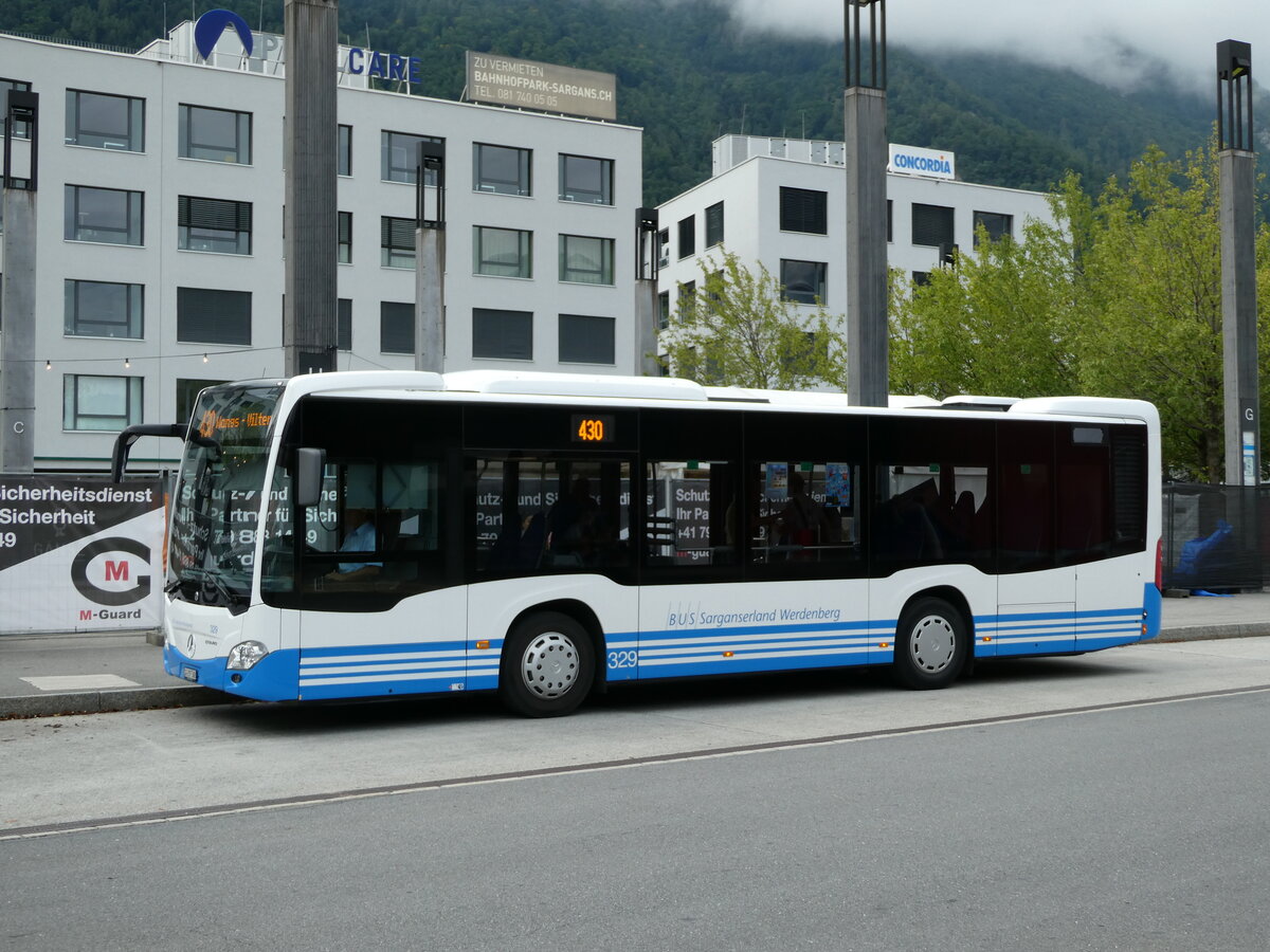 (239'302) - BSW Sargans - Nr. 329/SG 297'508 - Mercedes am 20. August 2022 beim Bahnhof Sargans