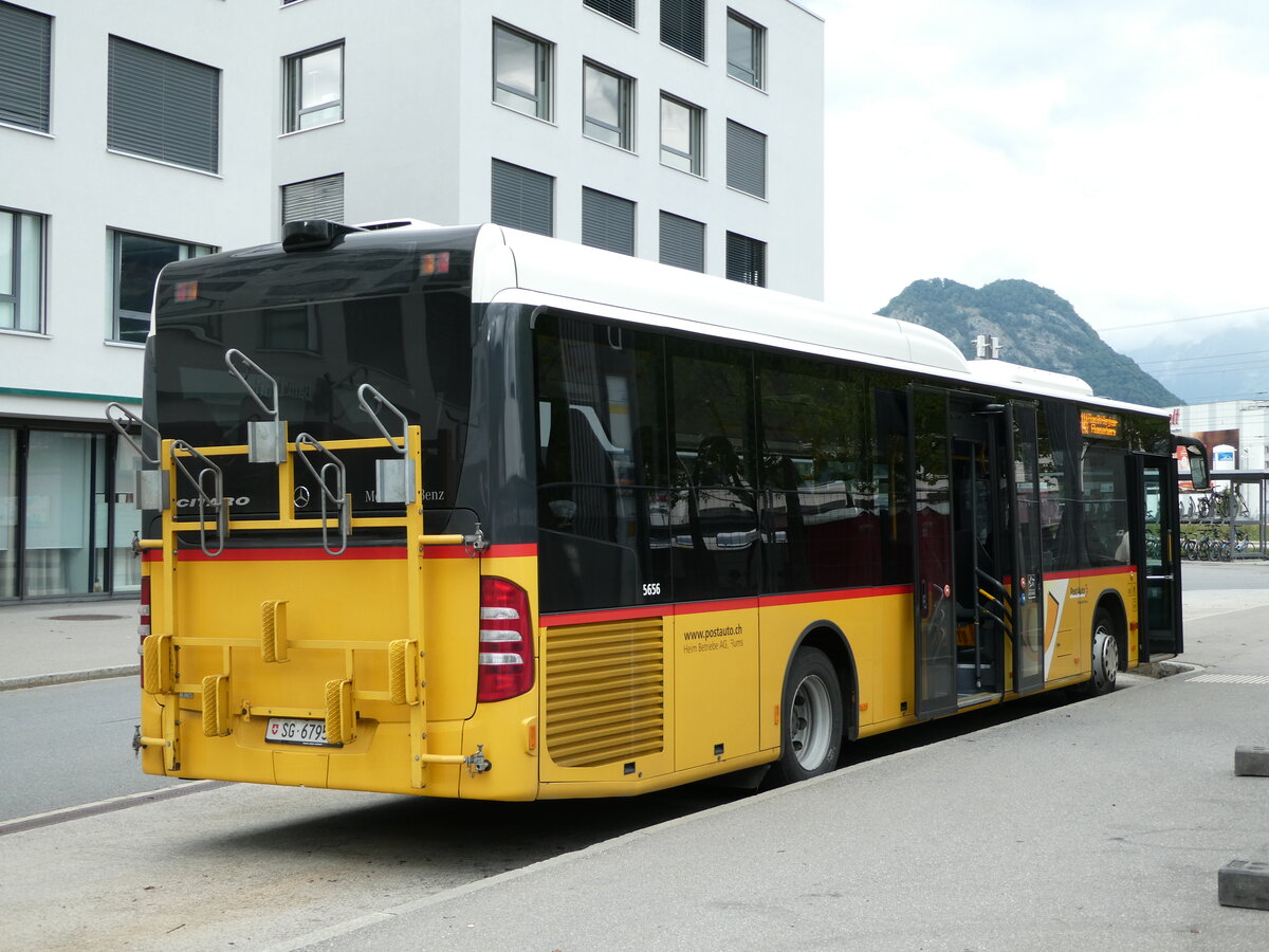 (239'305) - Heim, Flums - SG 6795 - Mercedes am 20. August 2022 beim Bahnhof Sargans