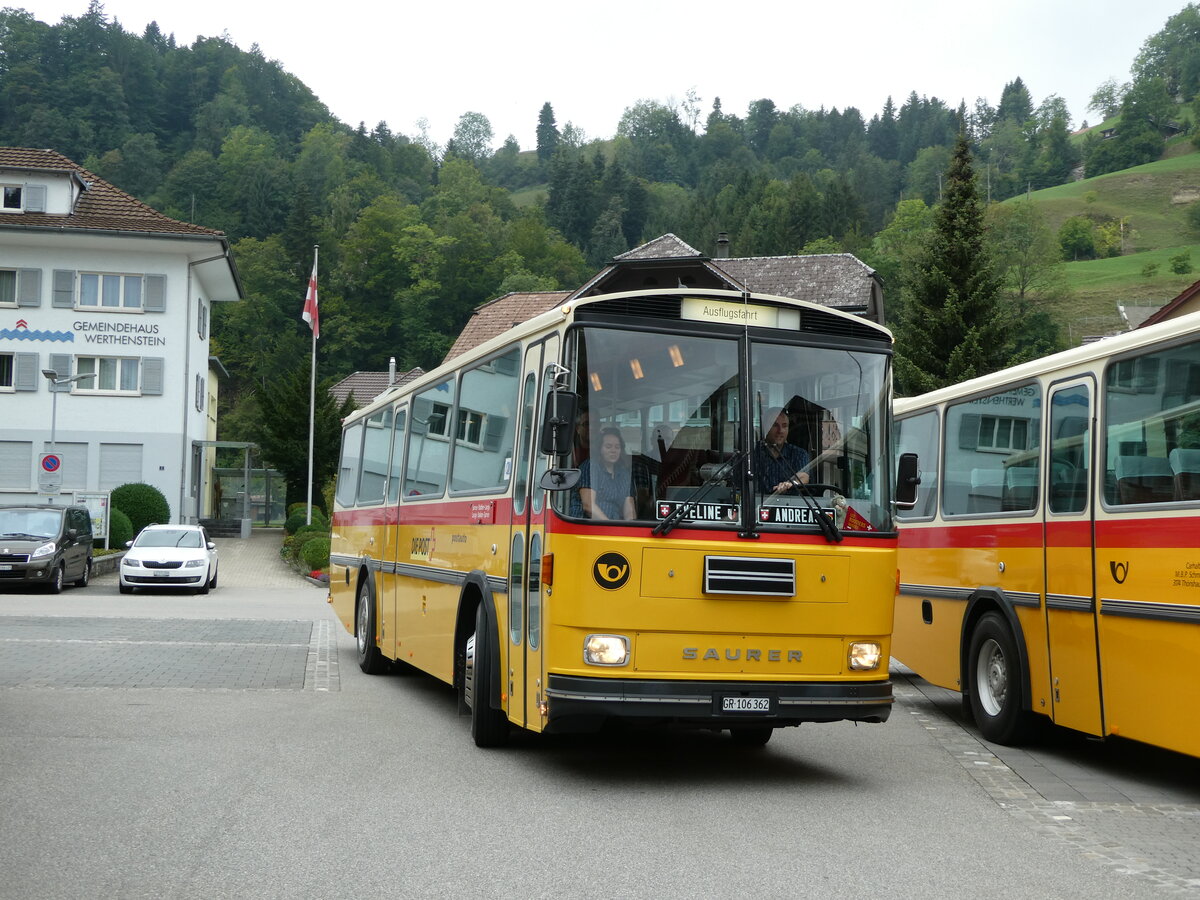 (239'759) - Ackermann, Landquart - GR 106'362 - Saurer/R&J (ex Fssler, Unteriberg; ex Schrch, Gutenburg Nr. 6; ex P 24'358) am 28. August 2022 in Wolhusen, Markt