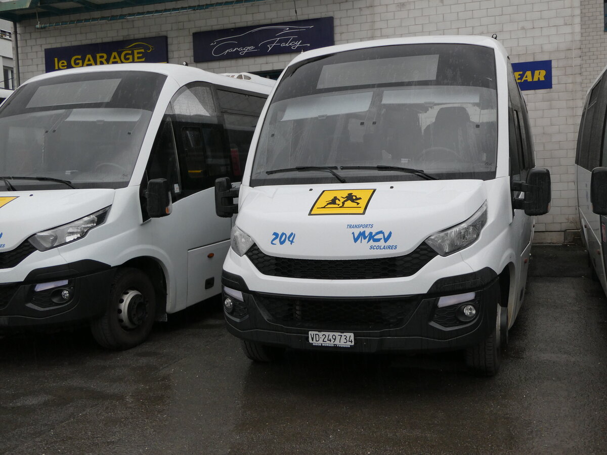 (240'464) - VMCV Clarens - Nr. 204/VD 249'734 - Iveco/Rosero am 1. Oktober 2022 in Clarens, Garage