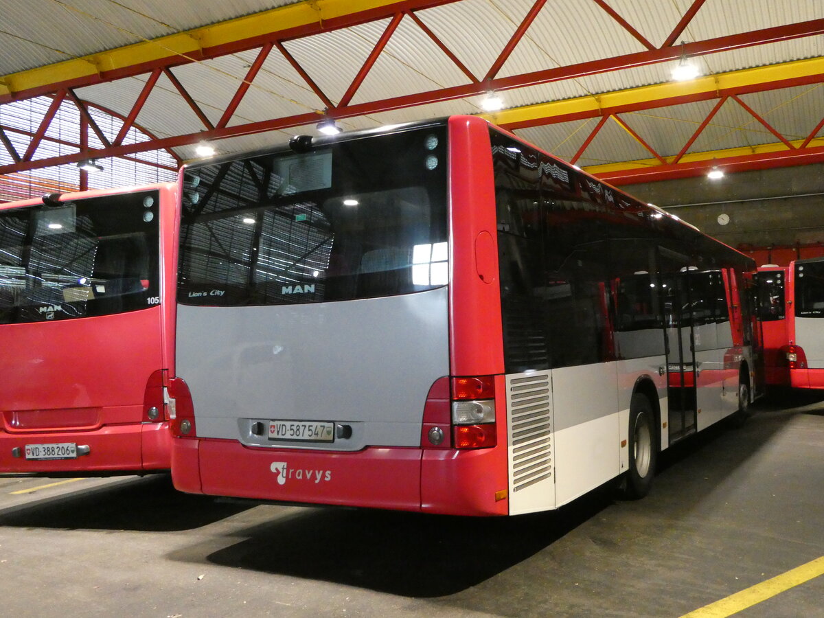 (240'496) - TRAVYS Yverdon - Nr. 115/VD 587'547 - MAN am 2. Oktober 2022 in Yverdon, Garage