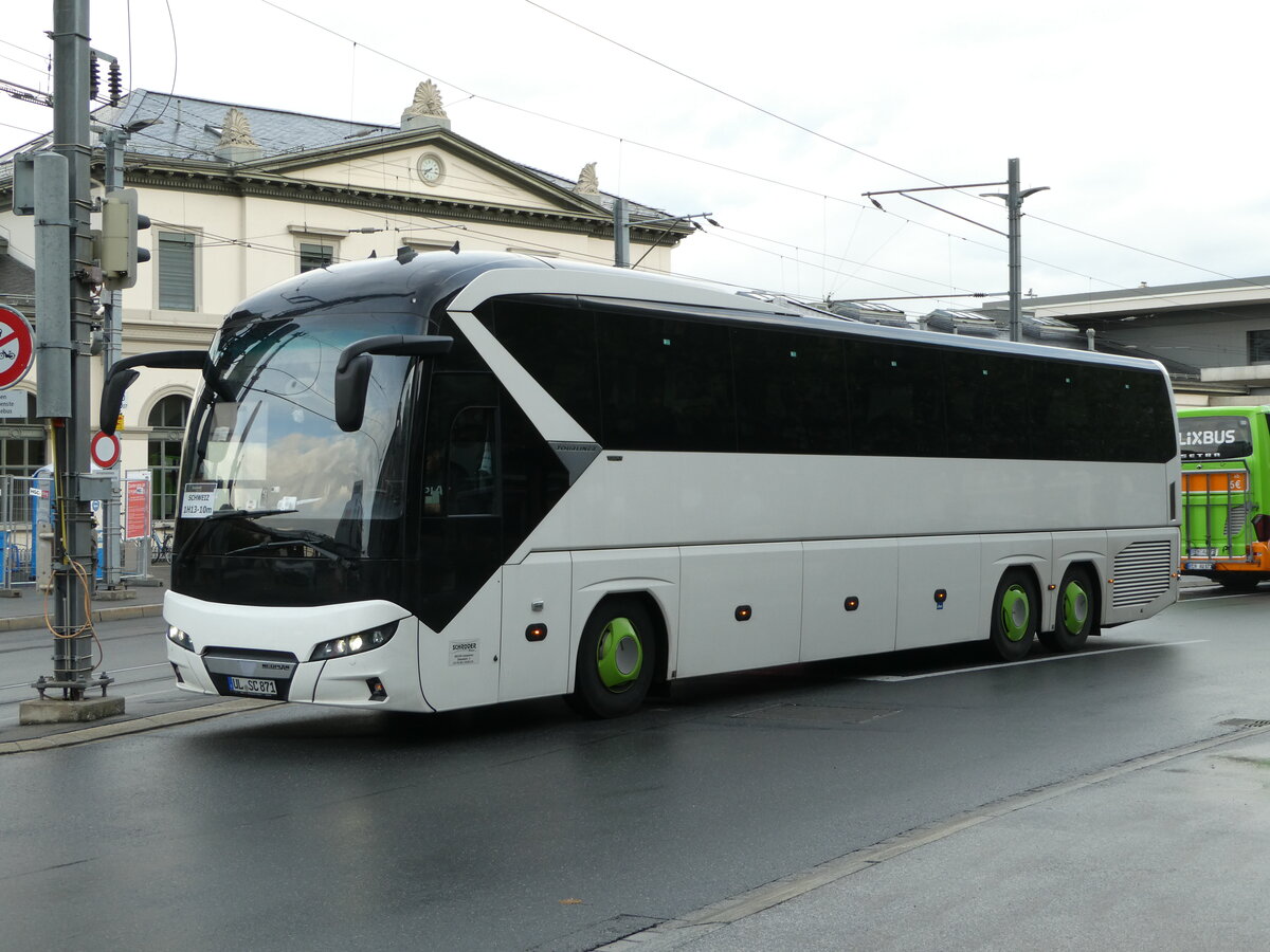 (241'278) - Aus Deutschland: Schrder, Langenau - UL-SC 871 - Neoplan am 14. Oktober 2022 beim Bahnhof Chur