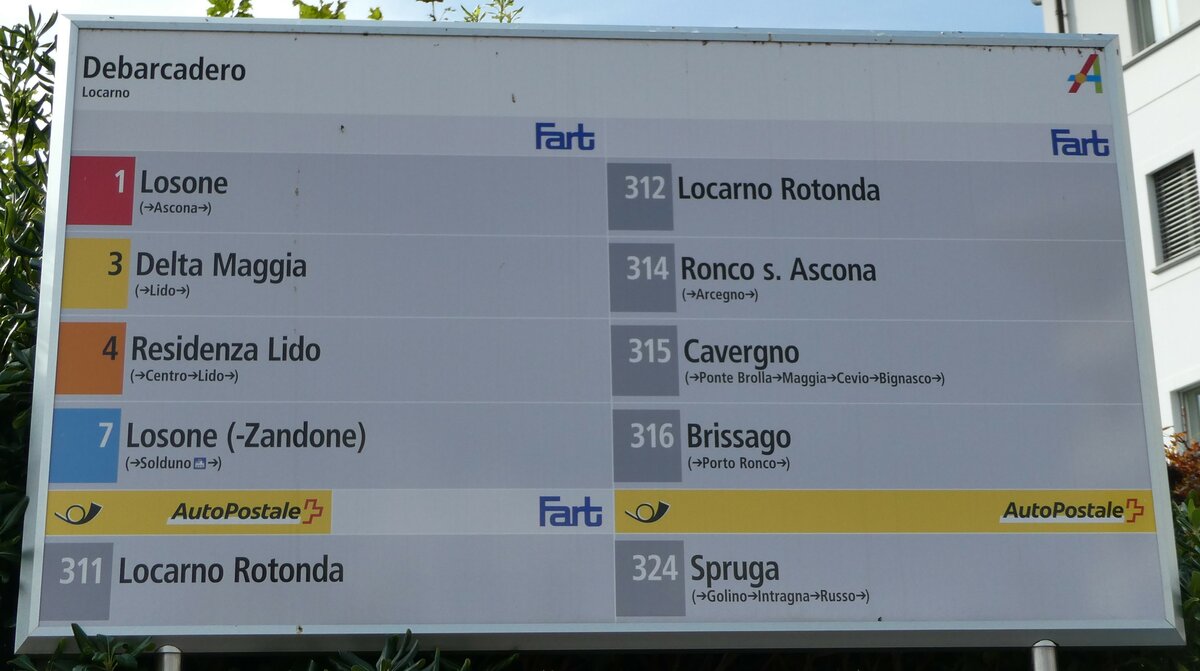 (241'345) - Fart/PostAuto-Haltestellenschild - Locarno, Debarcadero - am 14. Oktober 2022