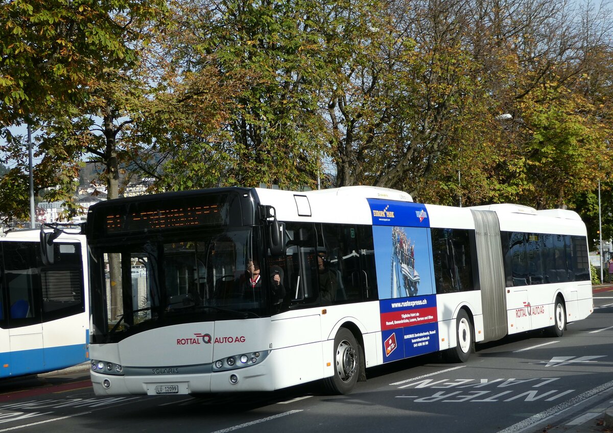 (242'243) - ARAG Ruswil - Nr. 40/LU 12'099 - Solaris am 6. November 2022 beim Bahnhof Luzern