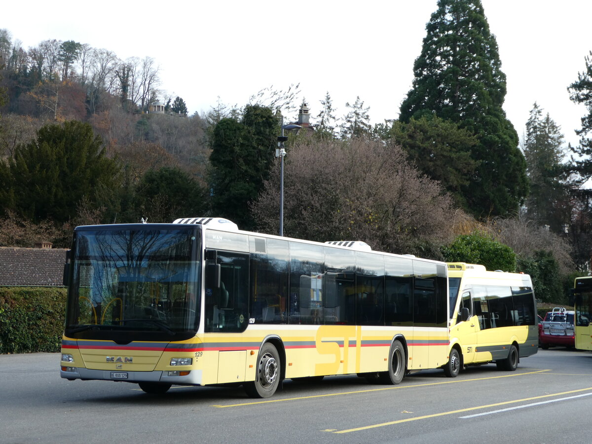 (243'352) - STI Thun - Nr. 129/BE 800'129 - MAN am 2. Dezember 2022 bei der Schifflndte Thun