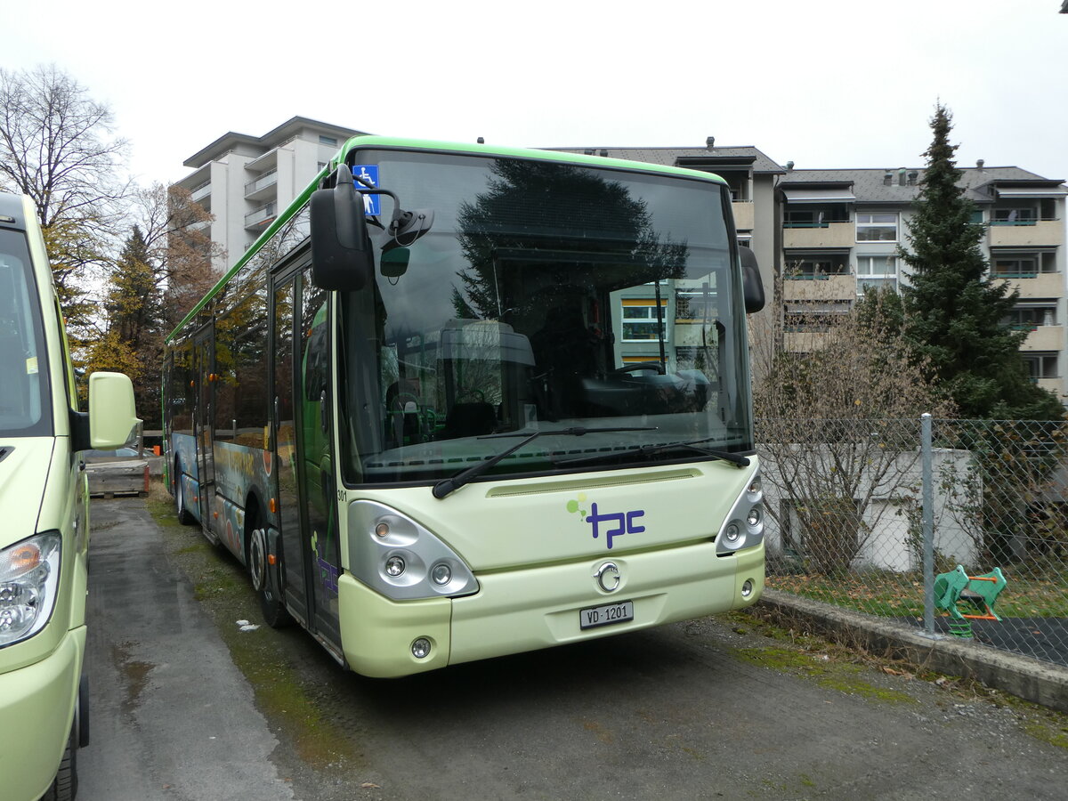 (243'440) - TPC Aigle - Nr. 301/VD 1201 - Irisbus am 3. Dezember 2022 in Monthey, Garage