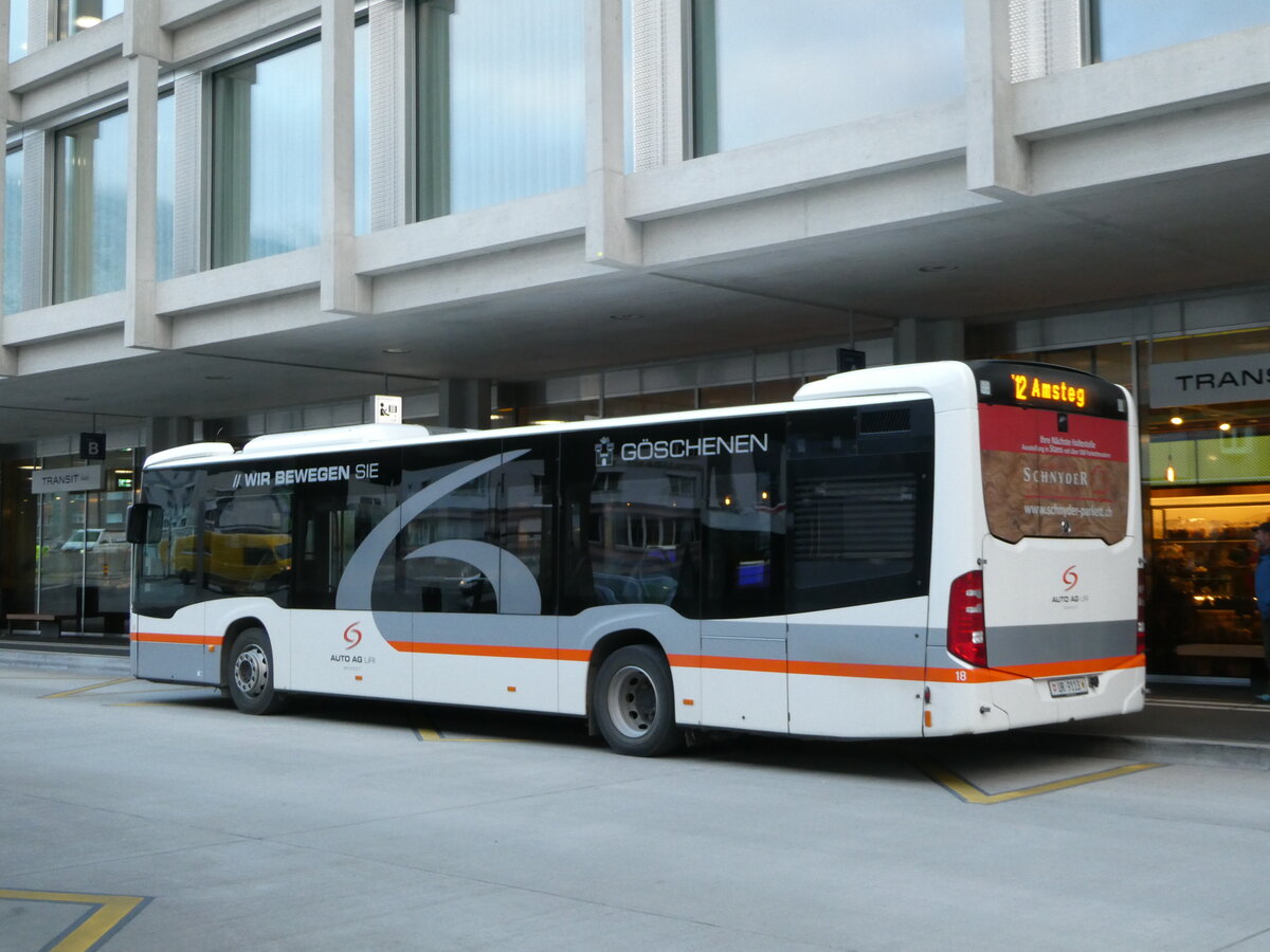 (243'561) - AAGU Altdorf - Nr. 18/UR 9113 - Mercedes am 7. Dezember 2022 beim Bahnhof Altdorf