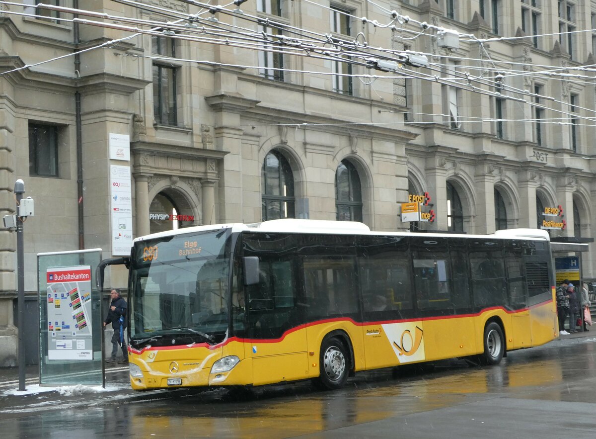 (243'974) - Steiger, Schlatt - Nr. 335/ZH 67'476 - Mercedes am 16. Dezember 2022 beim Hauptbahnhof Winterthur