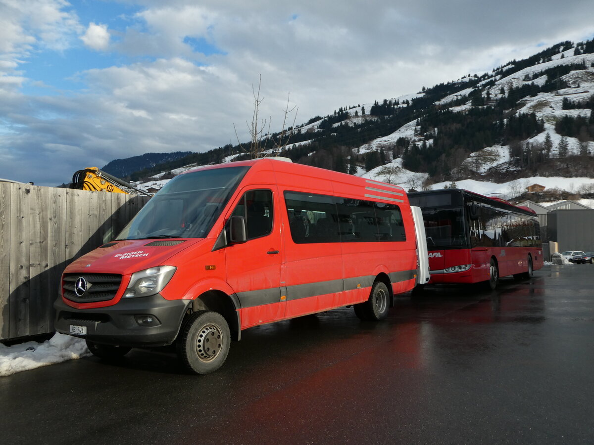 (244'068) - Elsigenalp Bahnen, Achseten - BE 243 - Mercedes (ex AFA Adelboden Nr. 53) am 20. Dezember 2022 in Frutigen, Garage AFA