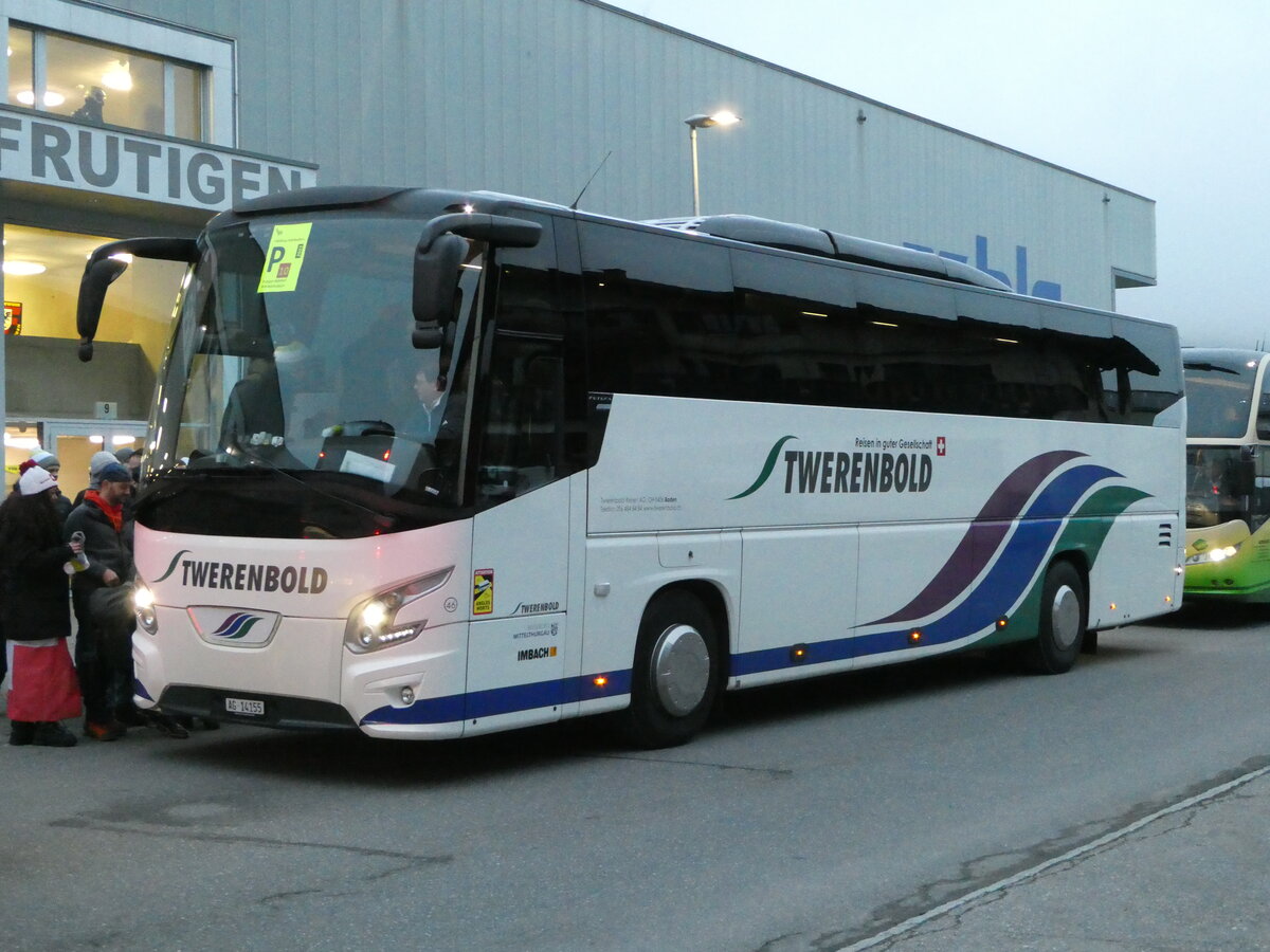 (244'485) - Twerenbold, Baden - Nr. 46/AG 14'155 - VDL am 7. Januar 2023 beim Bahnhof Frutigen