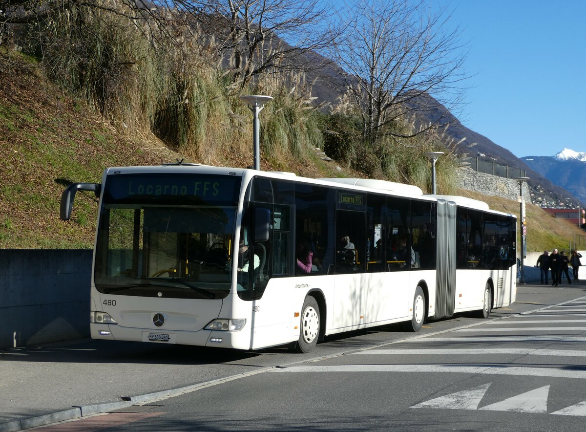 (244'899) - Intertours, Domdidier - Nr. 480/FR 300'480 - Mercedes (ex Nr. 210; ex STI Thun Nr. 134) am 10. Januar 2023 beim Bahnhof Tenero