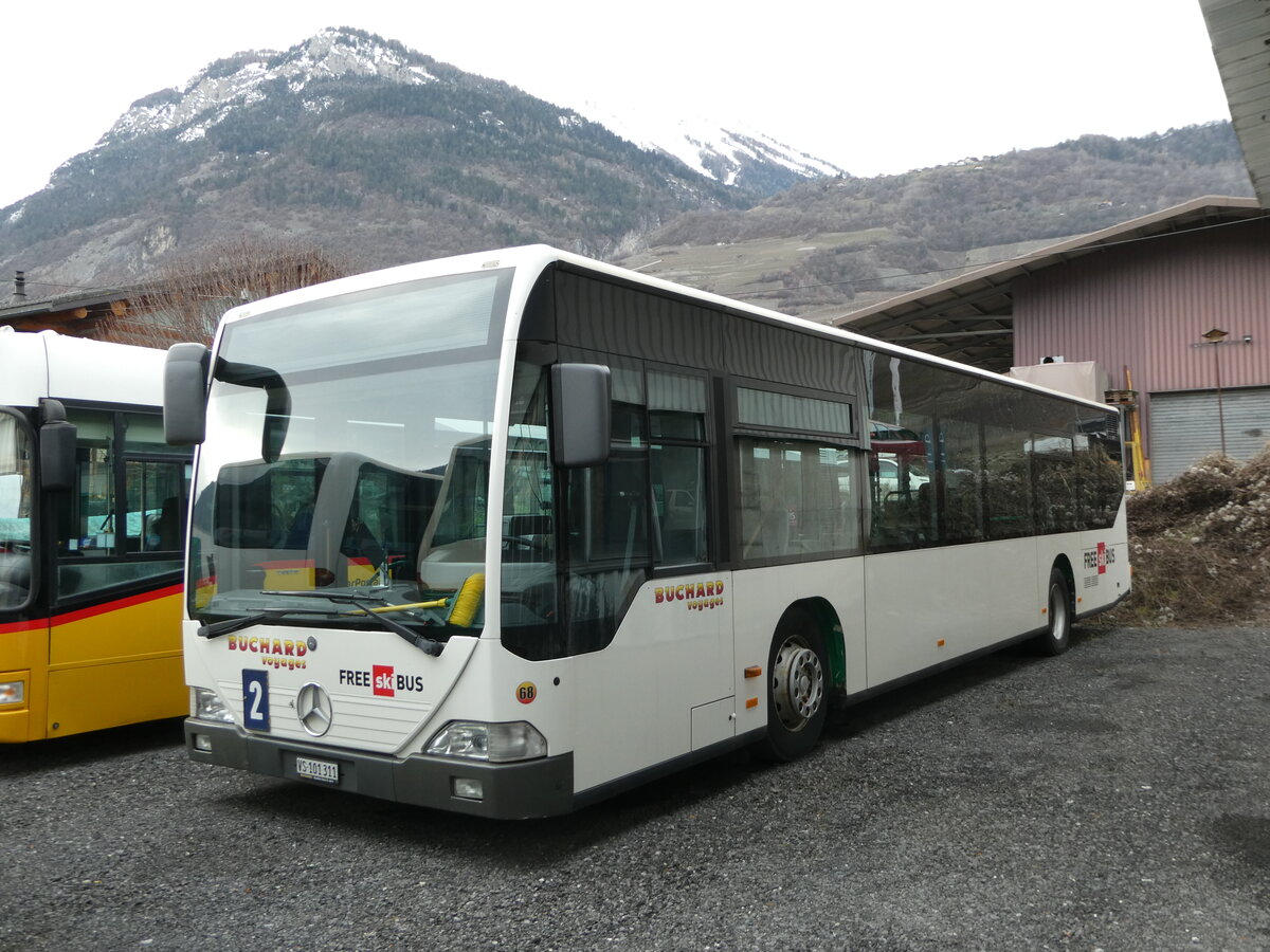 (245'057) - Buchard, Leytron - Nr. 68/VS 101'311 - Mercedes (ex MBC Morges Nr. 66) am 14. Januar 2023 in Leytron, Garage