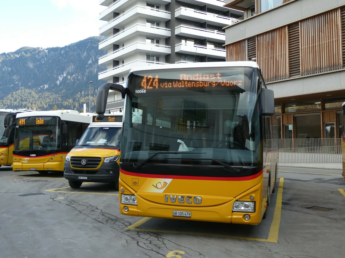 (245'164) - PostAuto Graubnden - Nr. 21/GR 105'479/PID 10'068 - Iveco (ex Fontana, Ilanz Nr. 21) am 18. Januar 2023 beim Bahnhof Ilanz