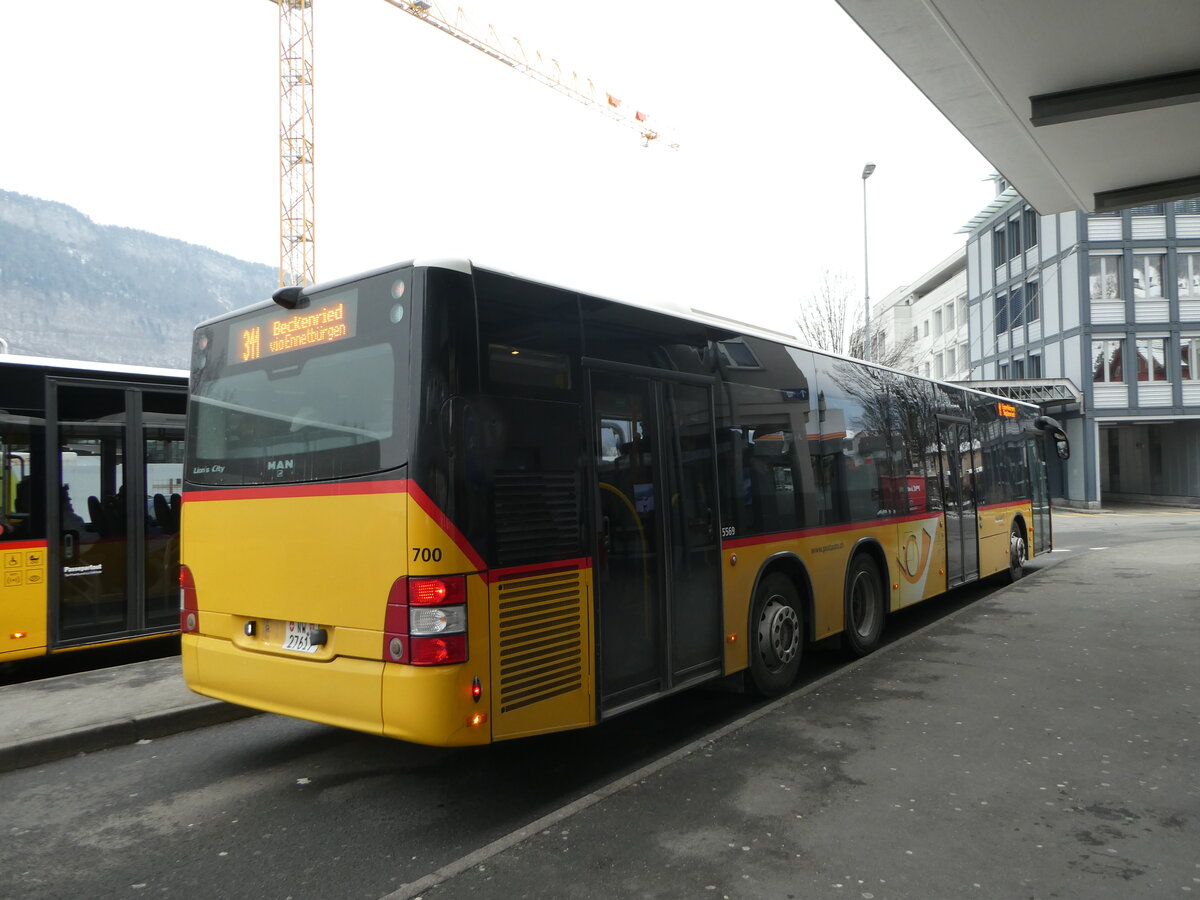 (245'393) - PostAuto Zentralschweiz - Nr. 700/NW 27'617/PID 5569 - MAN (ex Niederer, Filzbach Nr. 12; ex PostAuto Ostschweiz) am 25. Januar 2023 beim Bahnhof Stans