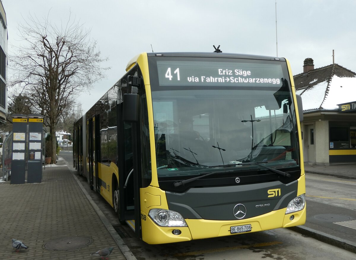 (245'452) - STI Thun - Nr. 708/BE 865'708 - Mercedes am 28. Januar 2023 beim Bahnhof Thun