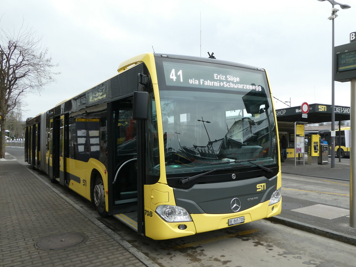 (245'453) - STI Thun - Nr. 708/BE 865'708 - Mercedes am 28. Januar 2023 beim Bahnhof Thun