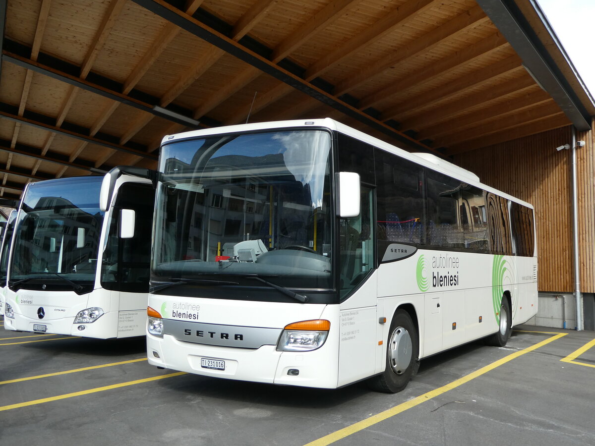 (245'800) - ABl Biasca - Nr. 16/TI 231'016 - Setra am 4. Februar 2023 in Biasca, Garage