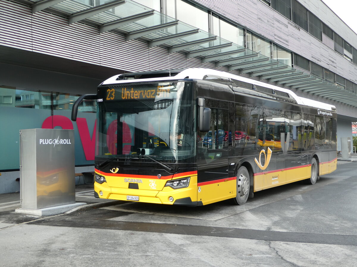 (245'848) - Dnser, Trimmis - GR 184'920/PID 11'895 - Scania am 6. Februar 2023 beim Bahnhof Landquart