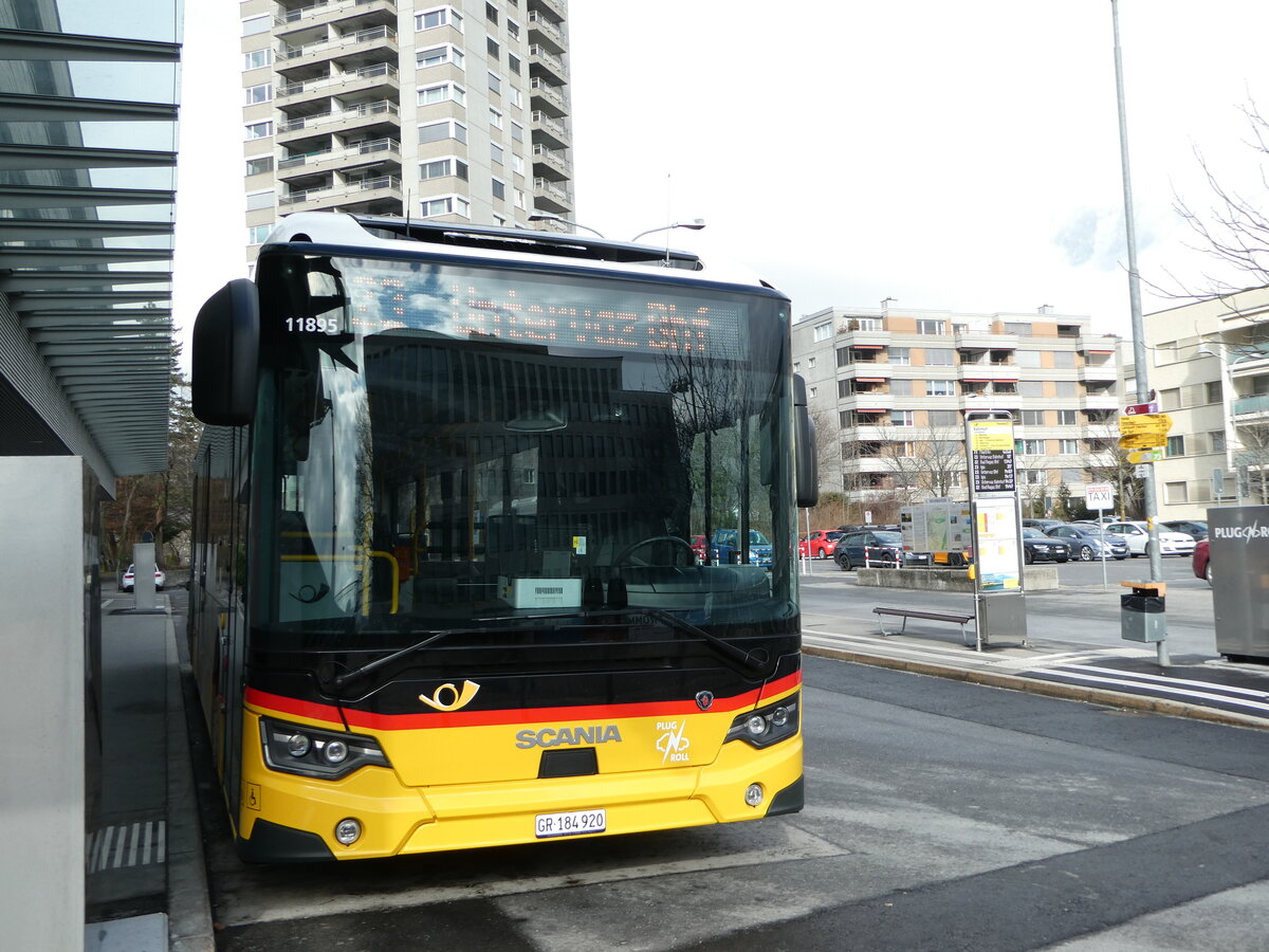 (245'852) - Dnser, Trimmis - GR 184'920/PID 11'895 - Scania am 6. Februar 2023 beim Bahnhof Landquart