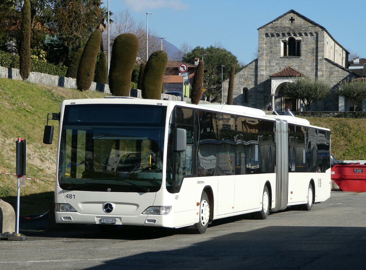 (245'942) - Intertours, Domdidier - Nr. 481/FR 300'481 - Mercedes (ex Nr. 211; ex STI Thun Nr. 135) am 7. Februar 2023 beim Bahnhof Locarno