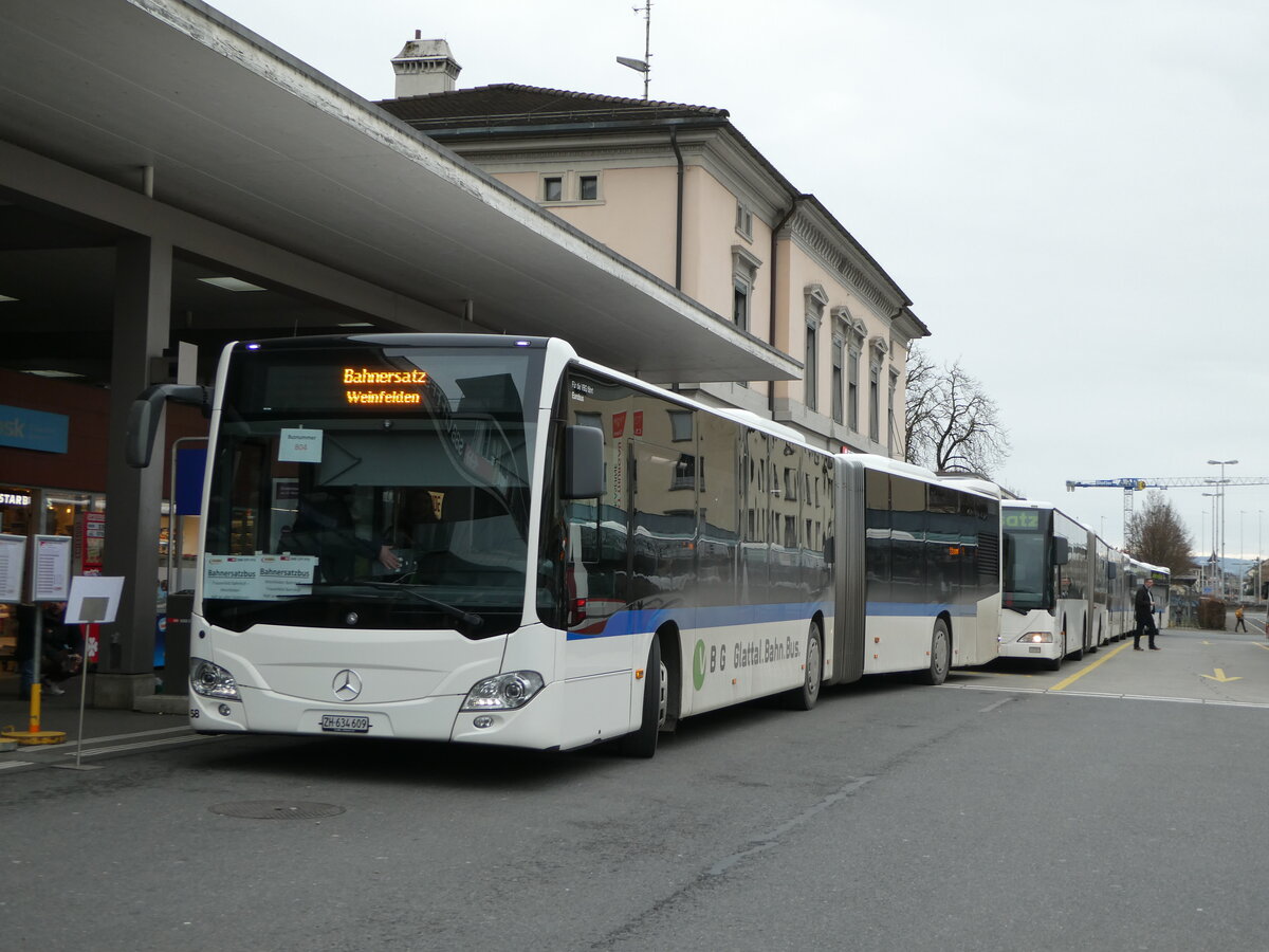 (246'577) - Welti-Furrer, Bassersdorf - Nr. 58/ZH 634'609 - Mercedes am 25. Februar 2023 beim Bahnhof Frauenfeld