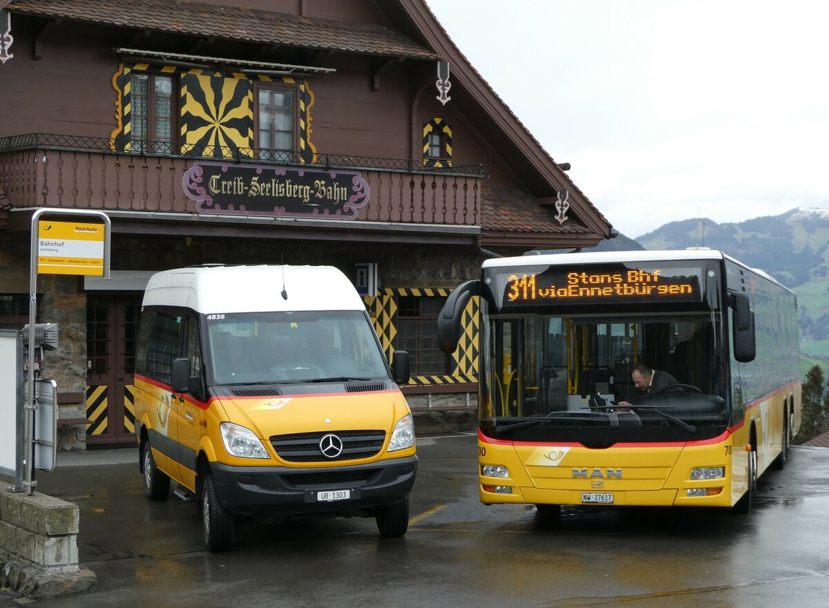 (247'113) - TSB Seelisberg - UR 1303/PID 4836 - Mercedes (ex Schnider, Schpfheim) + PostAuto Zentralschweiz - Nr. 700/NW 27'617/PID 5569 - MAN (ex Niederer, Filzbach Nr. 12; ex PostAuto Ostschweiz) am 10. Mrz 2023 beim Bahnhof Seelisberg