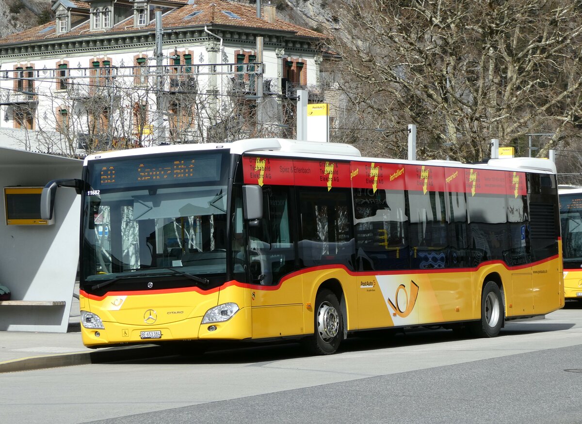 (247'186) - PostAuto Bern - BE 653'384/PID 11'682 - Mercedes am 13. Mrz 2023 beim Bahnhof Interlaken West