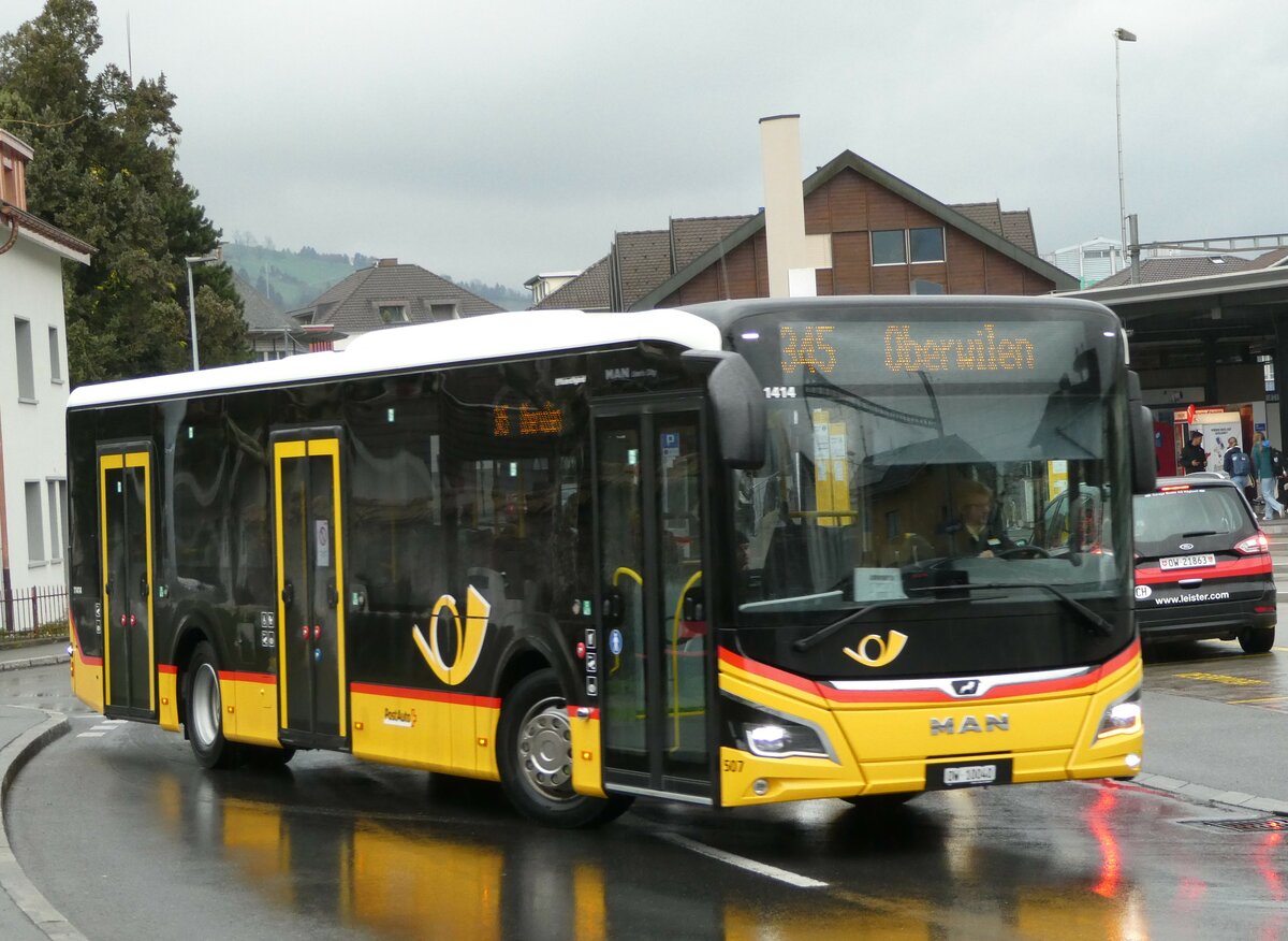 (247'583) - PostAuto Zentralschweiz - Nr. 507/OW 10'040/PID 11'414 - MAN (ex Nr. 7) am 24. Mrz 2023 beim Bahnhof Sarnen