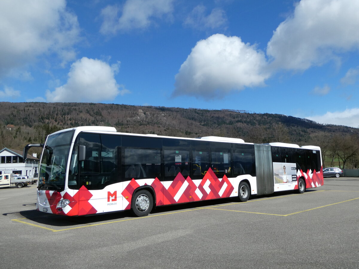 (247'620) - CarPostal Ouest - JU 36'062/PID 11'740 - Mercedes am 25. Mrz 2023 in Develier, Parkplatz