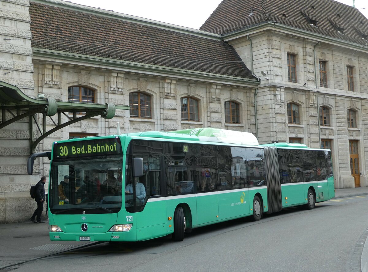 (247'834) - BVB Basel - Nr. 721/BS 6680 - Mercedes am 30. Mrz 2023 beim Bahnhof Basel