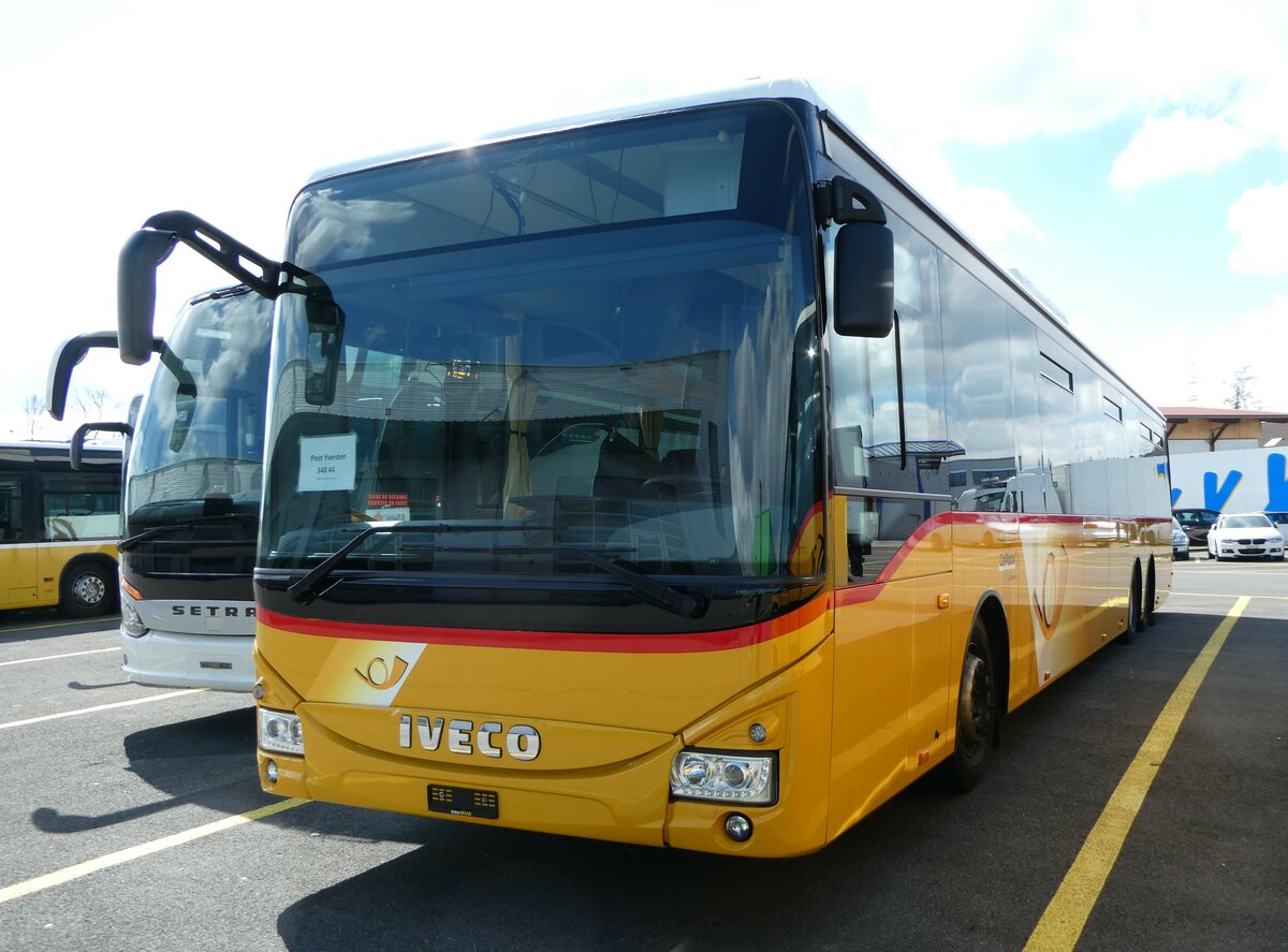 (248'179) - CarPostal Ouest - Iveco (ex Ballestraz, Grne; ex Vorfhrfahrzeug Iveco France) am 8. April 2023 in Kerzers, Interbus