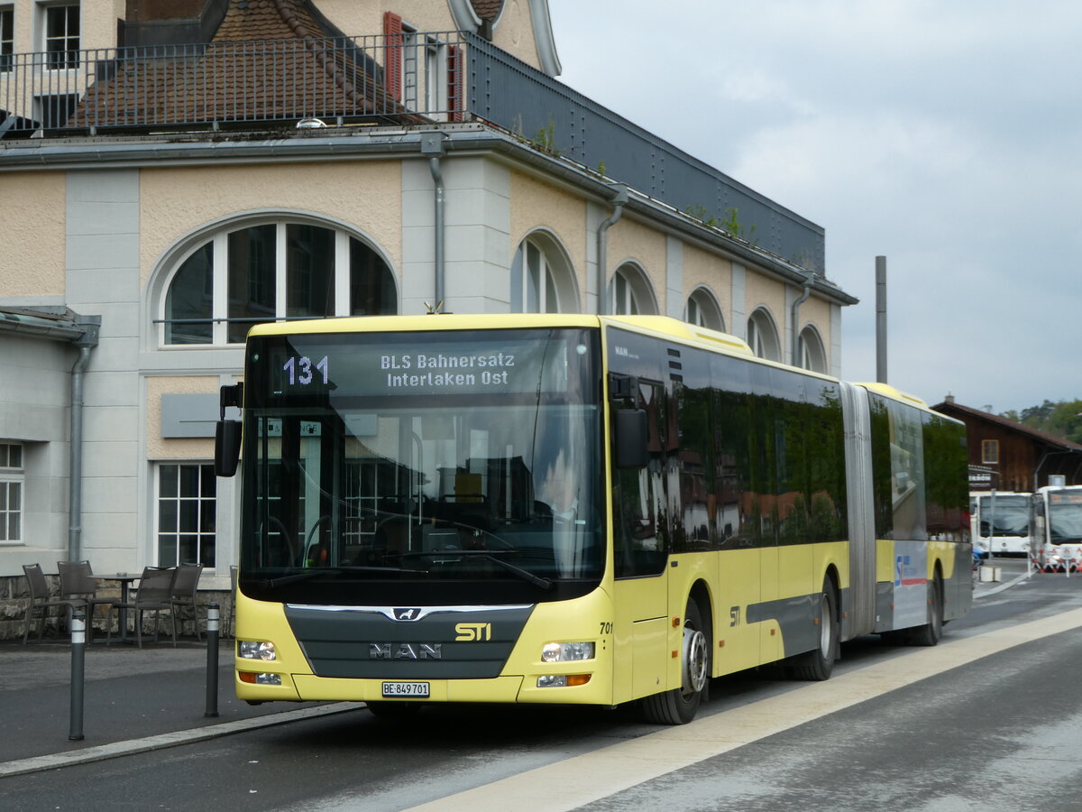 (249'364) - STI Thun - Nr. 701/BE 849'701 - MAN am 2. Mai 2023 beim Bahnhof Spiez