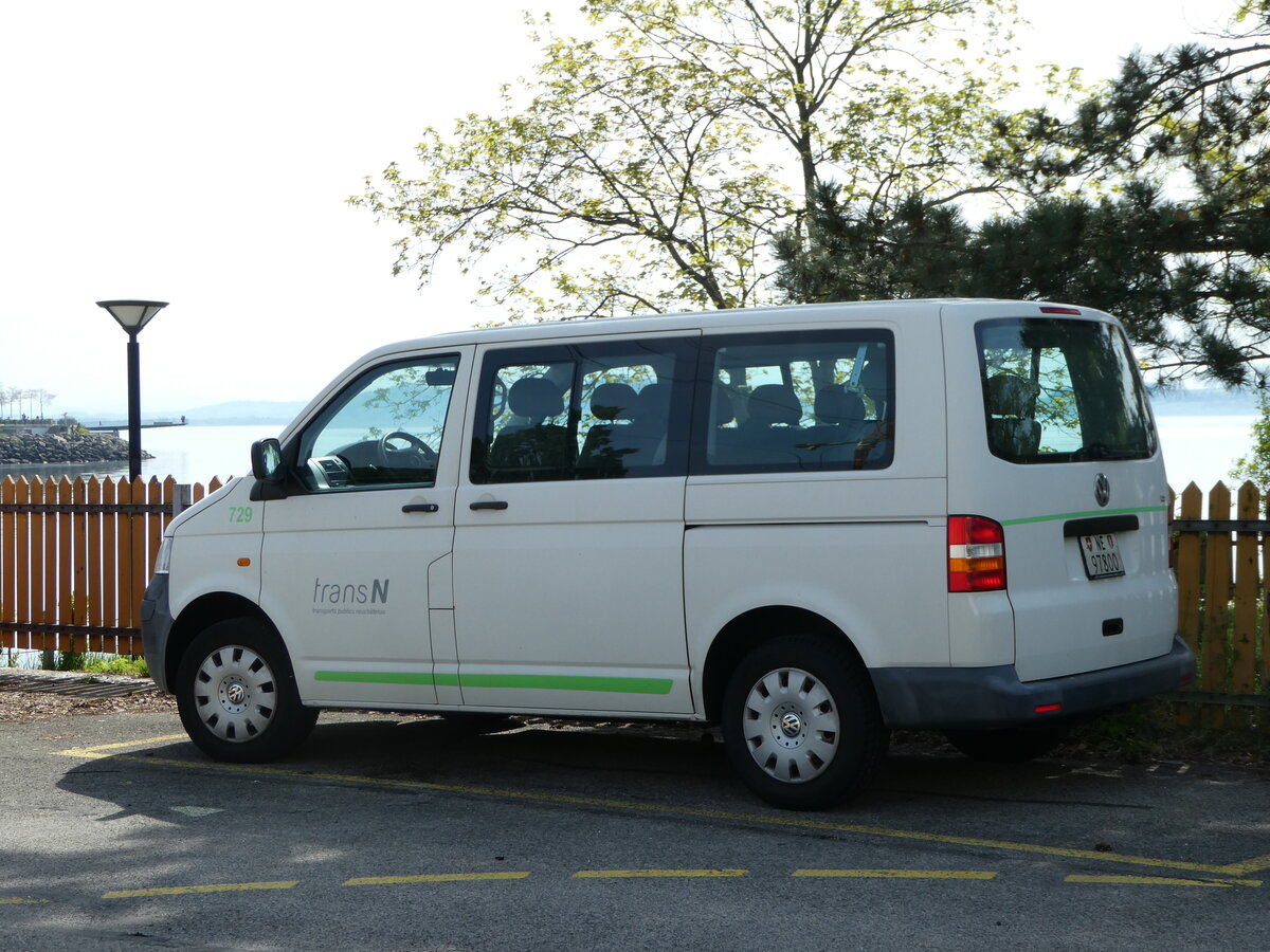 (249'621) - transN, La Chaux-de-Fonds - Nr. 729/NE 97'800 - VW am 5. Mai 2023 in Neuchtel, Dpt